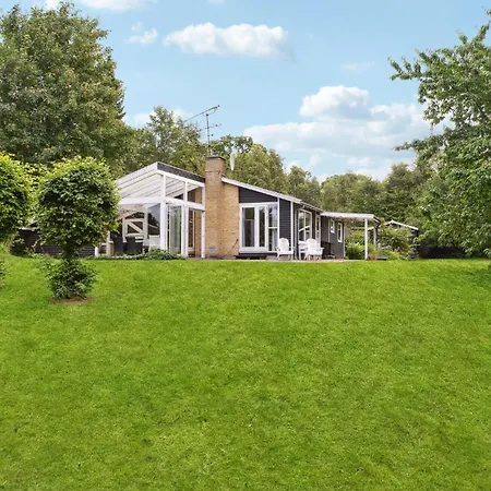 3 Bedroom Stunning In *